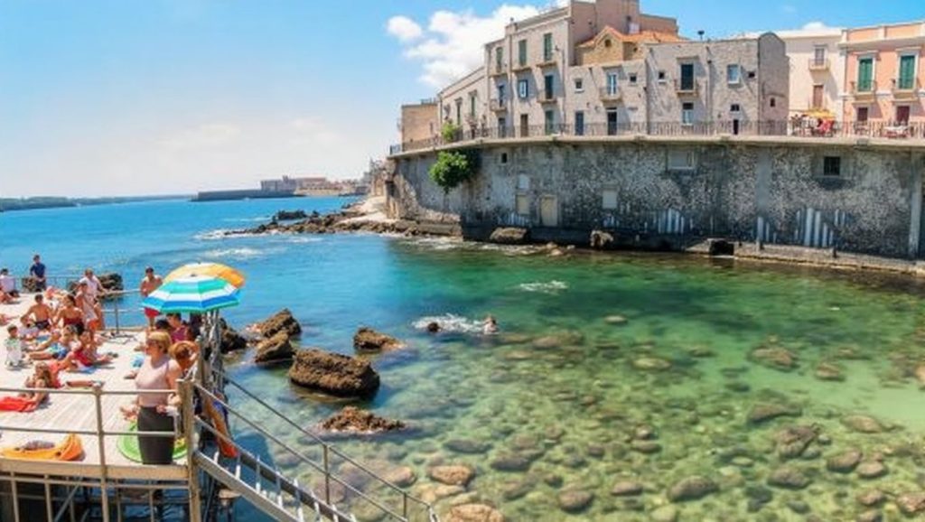 Vista de Playa de Siracusa 10 desde la orilla, Siracusa
