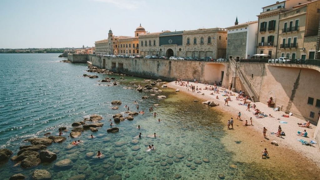 Vista amplia de Playa de Siracusa 5 en Siracusa, Sicilia