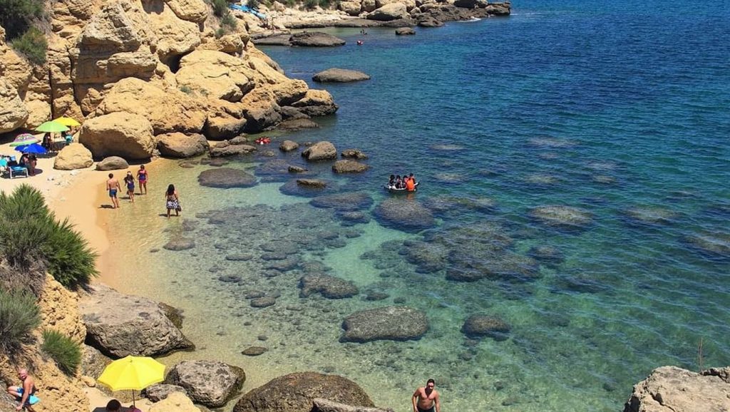 Arena y orilla en Playa de Siracusa 6, Siracusa, Sicilia