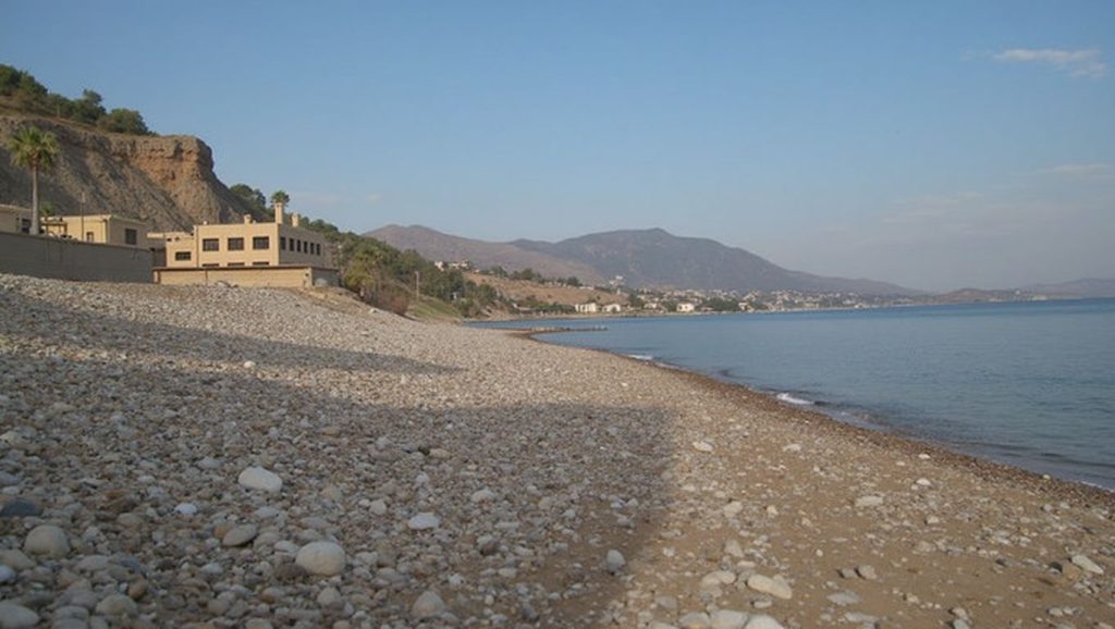 Detalle de arena y agua en Playa de Termini Imerese 3, Termini Imerese