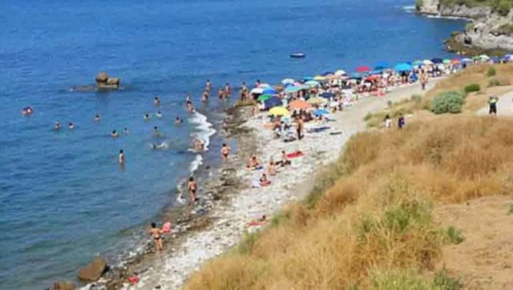 Playa Termini Imerese 7 desde la arena, Termini Imerese, Sicilia