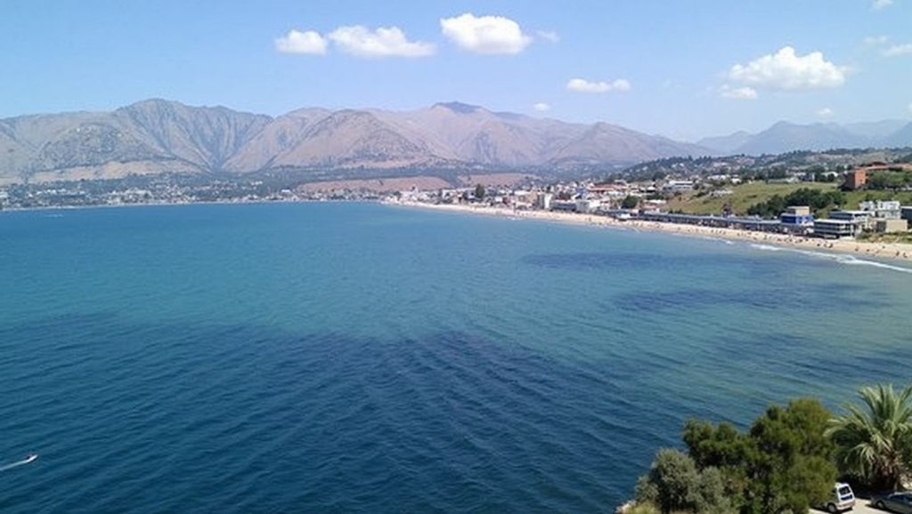 Amplio horizonte marino en Playa de Trappeto 2, Trappeto
