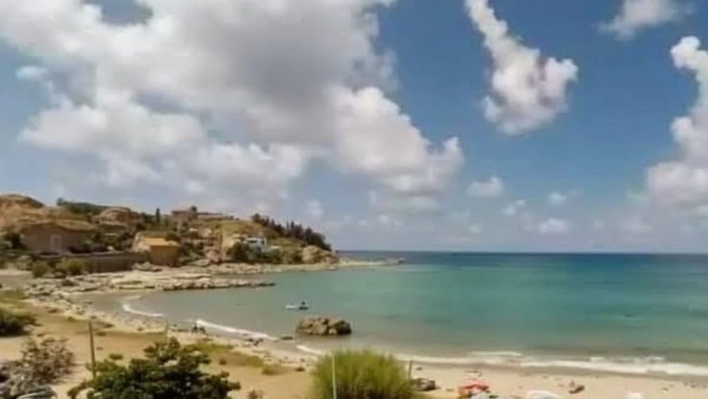 Vista del litoral en Playa de Tusa 3, Tusa