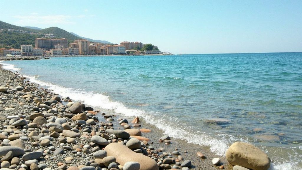 Primer plano de la orilla de Playa de Tusa 5, Tusa