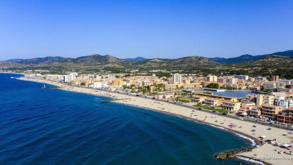 Arena y mar en Playa de Villafranca Tirrena 10, Villafranca Tirrena, Sicilia