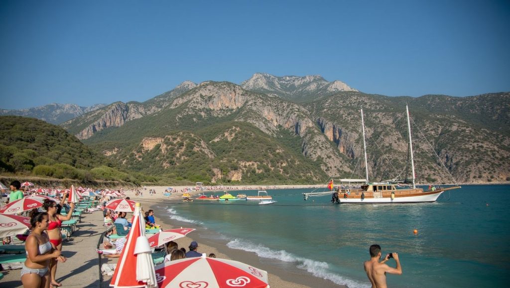 Dilaila Beach (Çeşme, Turquía) — foto 3