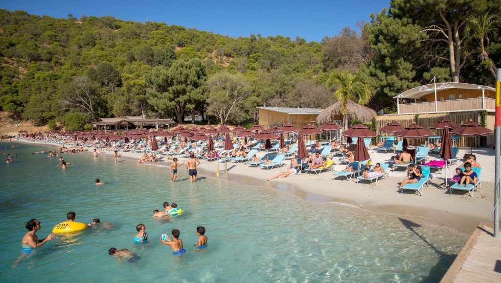 Dilaila Beach (Çeşme, Turquía) — foto 5