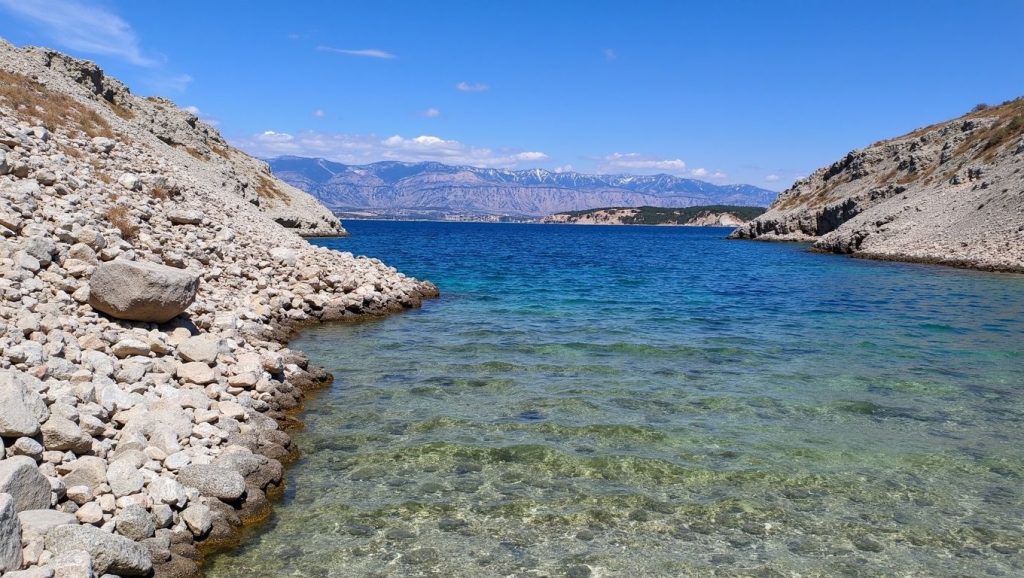 Línea de costa en Duboka draga, Općina Vrsi