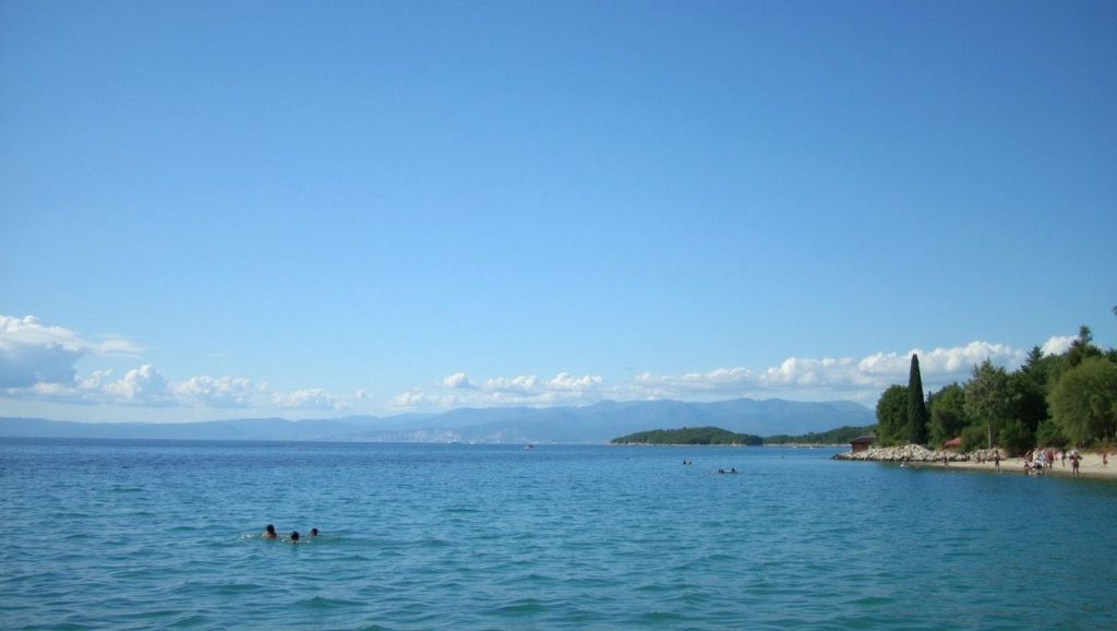 FKK beach Njivice (Malinska-Dubašnica, Krk) — foto 5