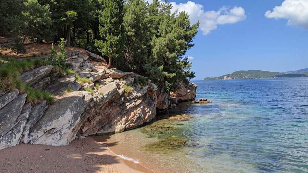 Forte Rose beach (Herceg Novi, Montenegro) — foto 6