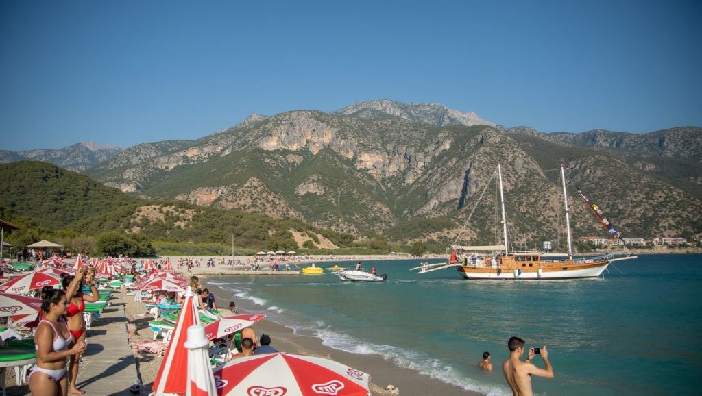 Free public beach (Marmaris, Turquía) — foto 3