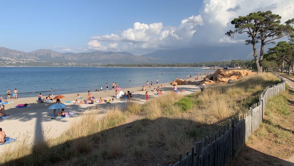 Ghjunchitu (Calvi, Córcega) — foto 3
