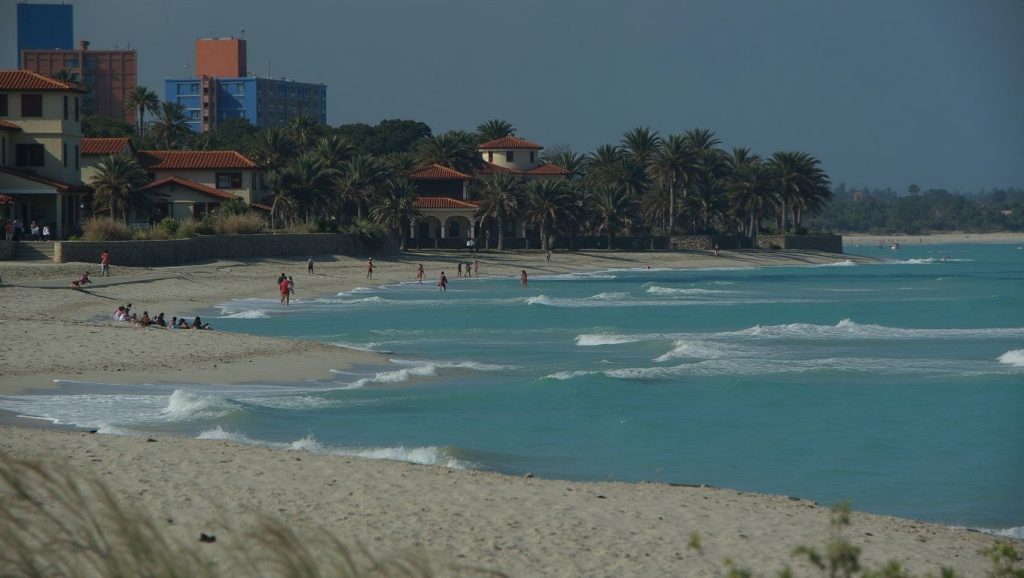 Panorámica de Guanabo con cielo despejado, Playas del Este