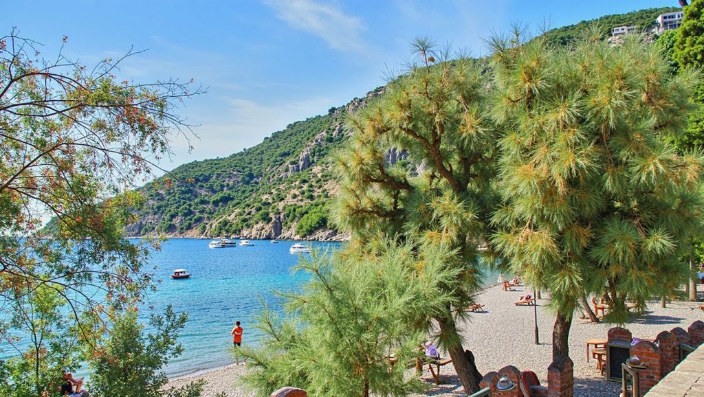 Costa de Croacia desde Gusarica, Vis