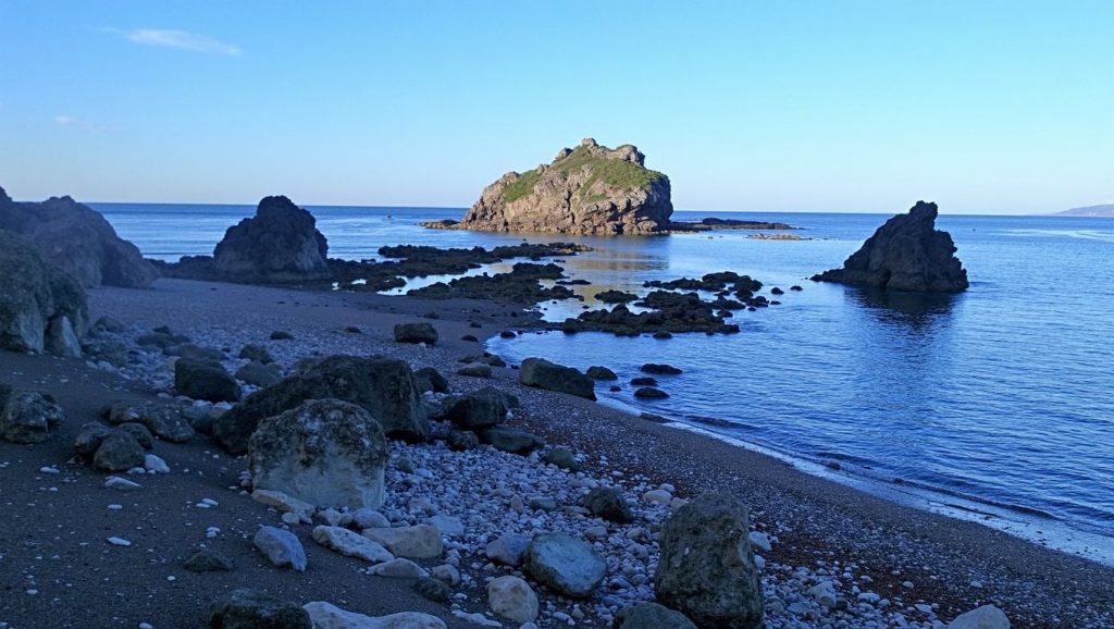 Panorámica completa de Kastella, playa de ?