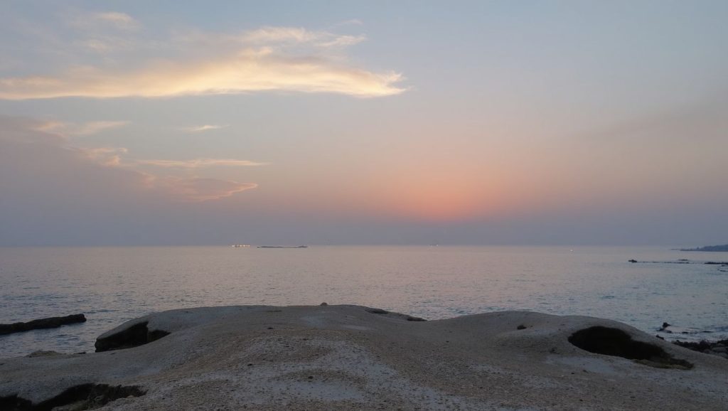 Costa de ? desde Kermia (Limnara) Beach, Chipre