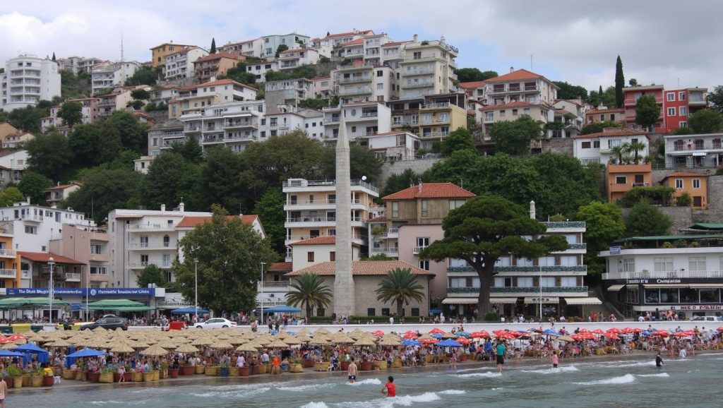 Vista del litoral en Laguna beach, Budva