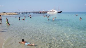 Latoyros Beach