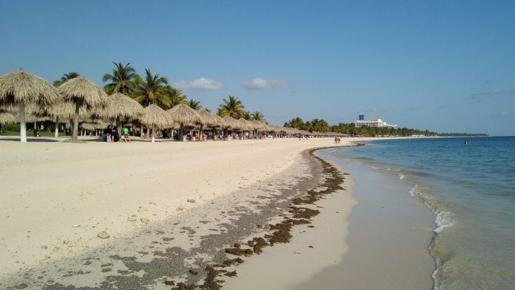 Playa Los Pinos (Holguín, Cuba) — foto 2