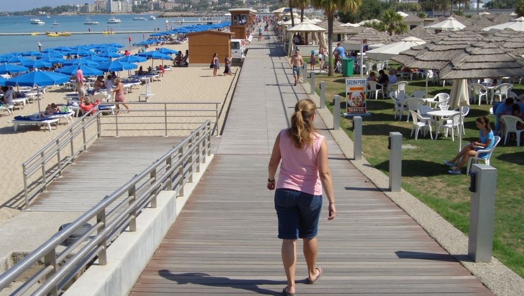 Panorámica completa de Maistrali Beach, playa de ?