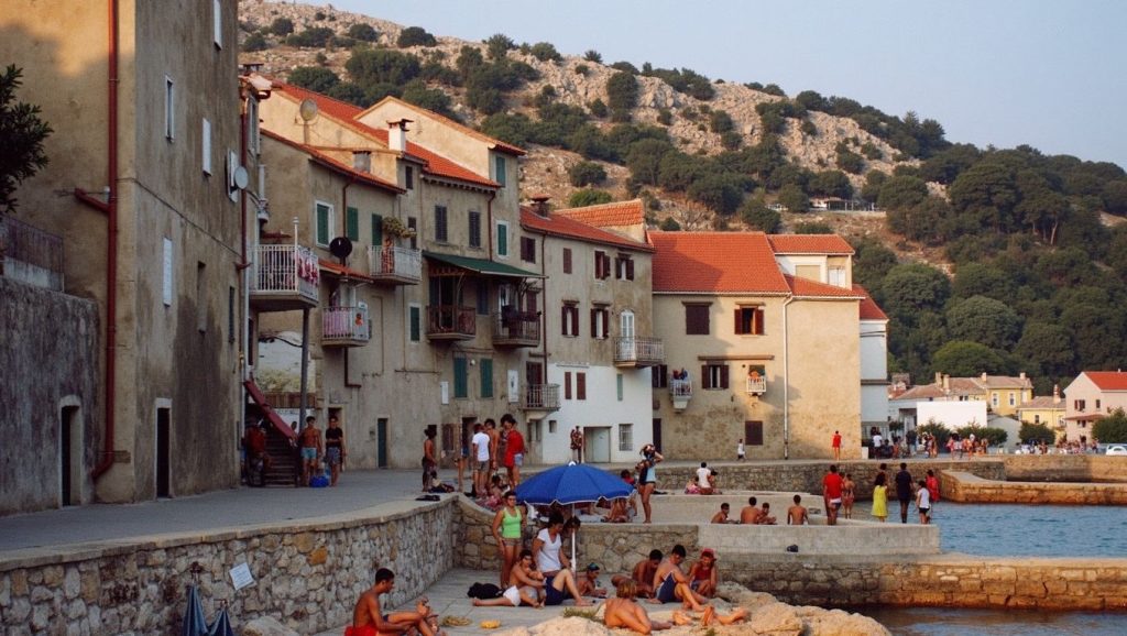 Mala Konjska (Baška, Krk) — foto 2