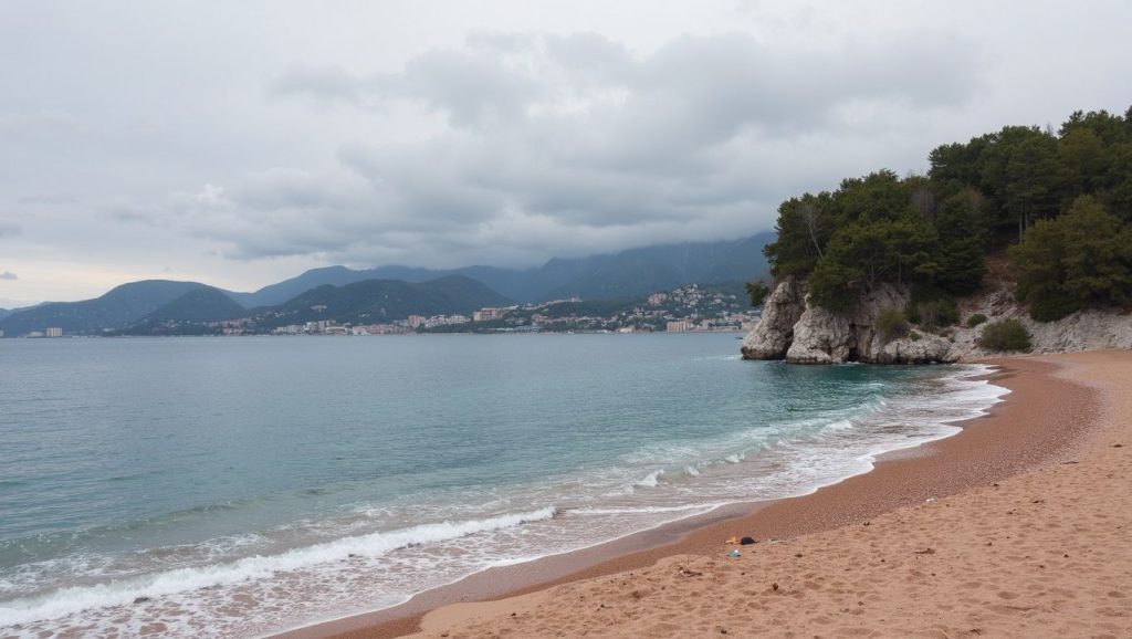 Mala plaža Ulcinj (Ulcinj, Montenegro) — foto 2