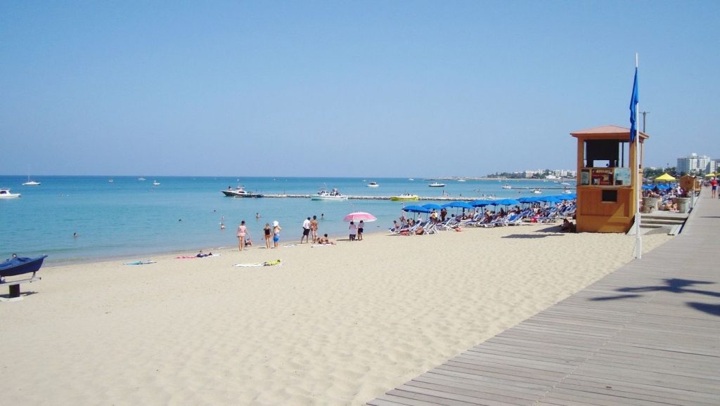 Agua y arena en Marina Beach, ?
