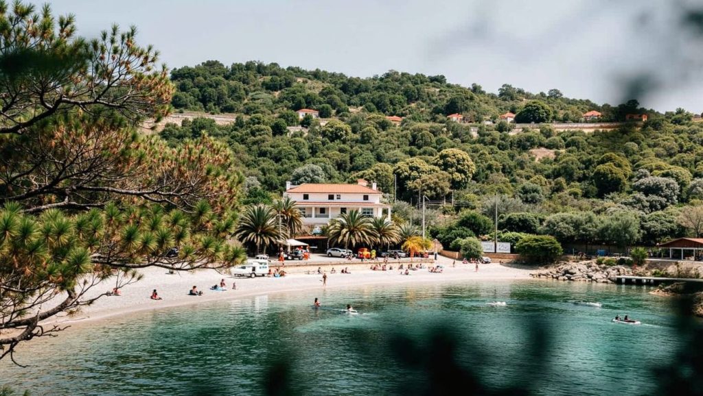 Panorámica de Martinica con cielo despejado, Croacia