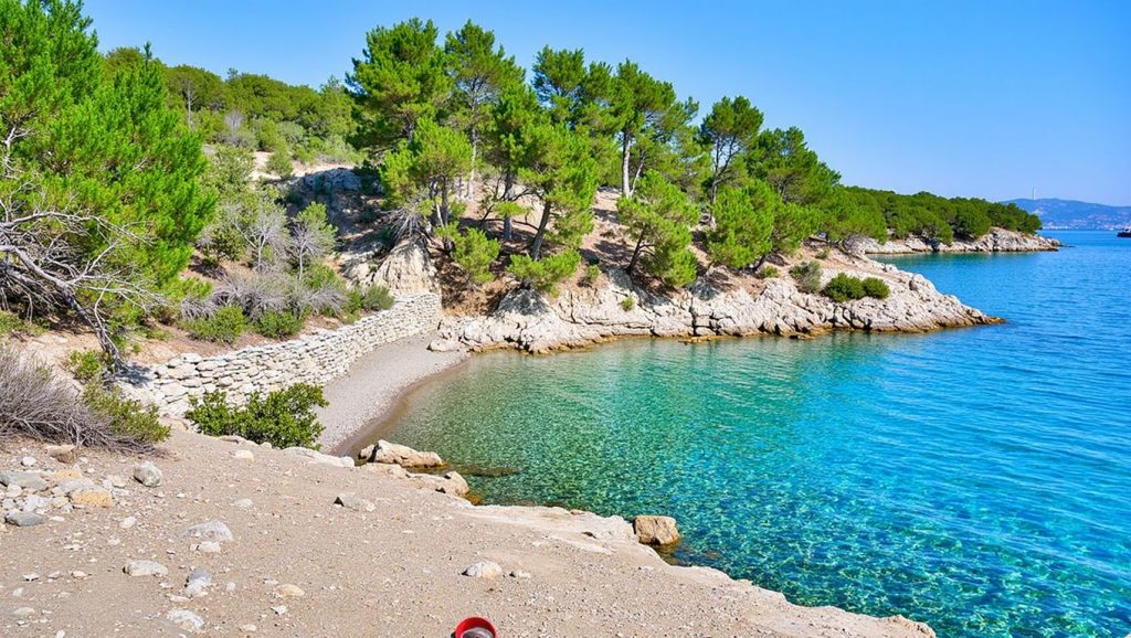 Agua y arena en Maslinica, Općina Jelsa