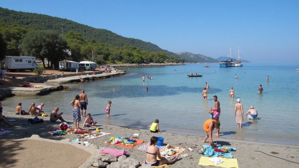Vista del entorno de Mlaska Beach, Općina Sućuraj, Hvar