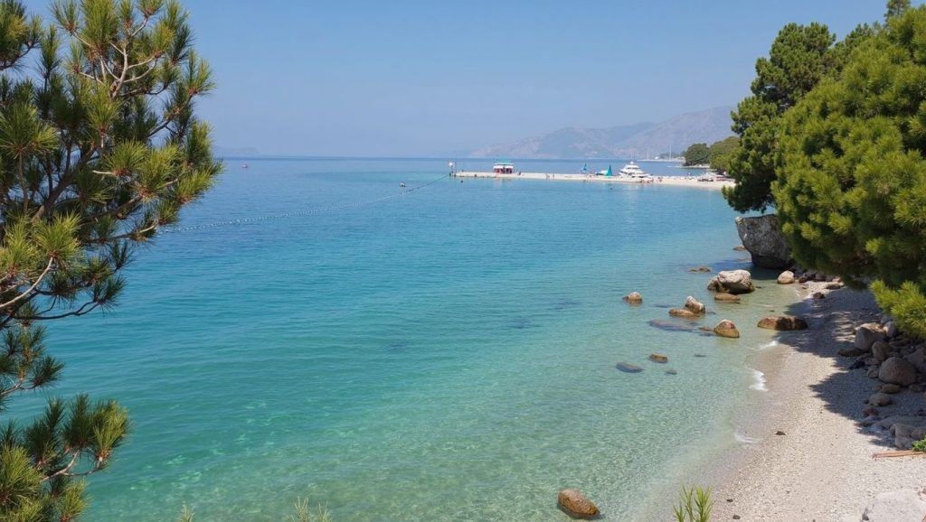 Vista amplia de Natutist / FKK Beach en Croacia, Croacia