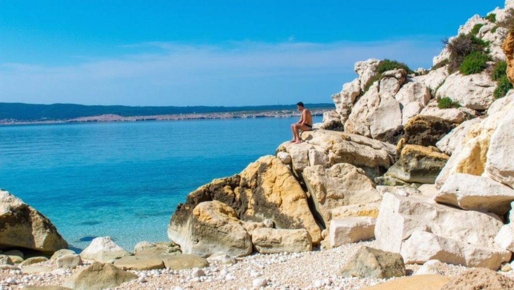 Costa de Općina Povljana desde Nudistička plaža, Croacia