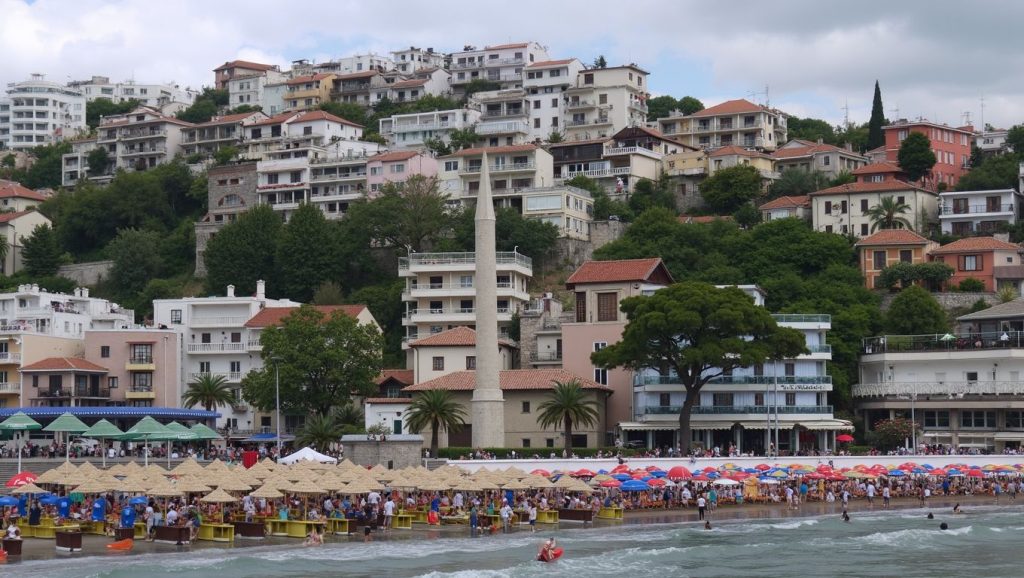Costa de Bar desde Nudistička plaža Bar, Montenegro