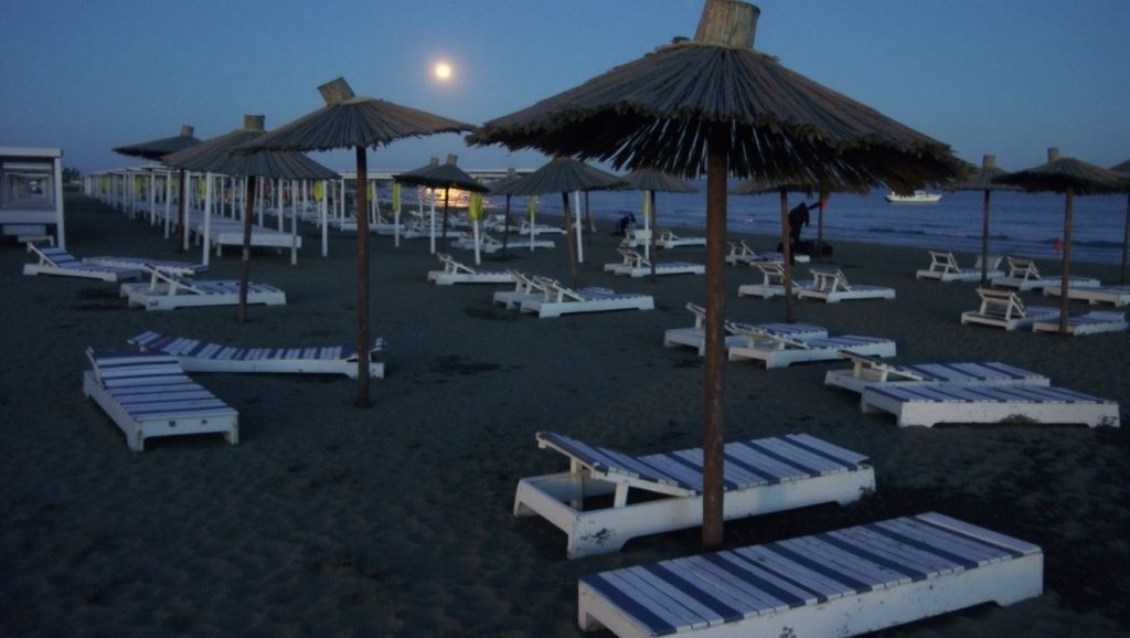Paljuškovo Beach (Ulcinj, Montenegro) — foto 3
