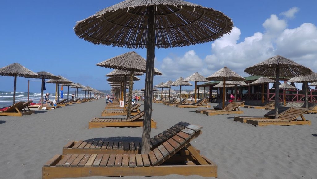 Paljuškovo Beach (Ulcinj, Montenegro) — foto 4