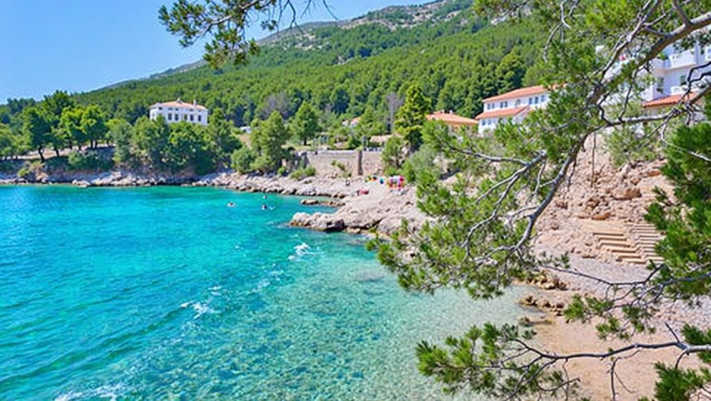 Acceso a Petarčica desde el aparcamiento, Croacia
