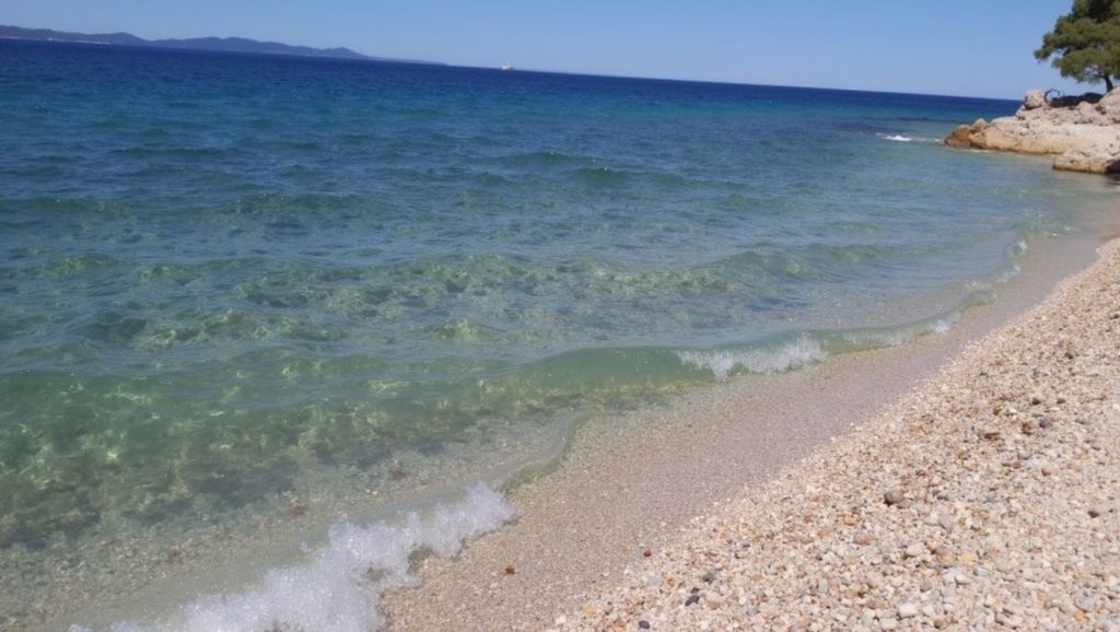Petrčane Public Beach — foto 1 de 6