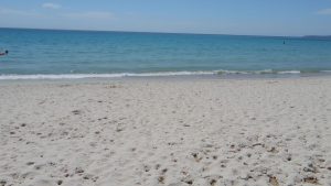 Plage de la Terre Sacrée