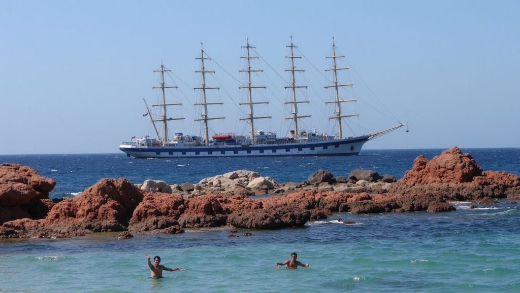 Panorámica completa de Plage de la Terre Sacrée, playa de Ajaccio