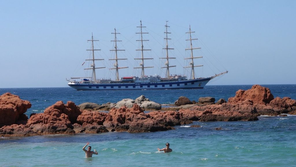 Costa de Porto-Vecchio desde Plage Hugo, Córcega