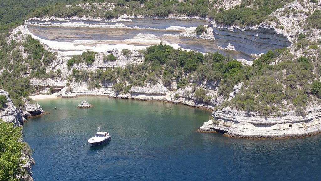 Vista del entorno de Plage naturisme, Cap Corse, Córcega