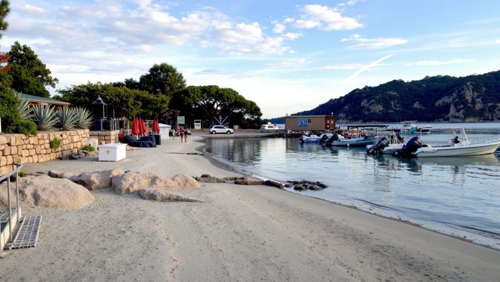 Entorno de Plage Week-end, Ajaccio, Córcega