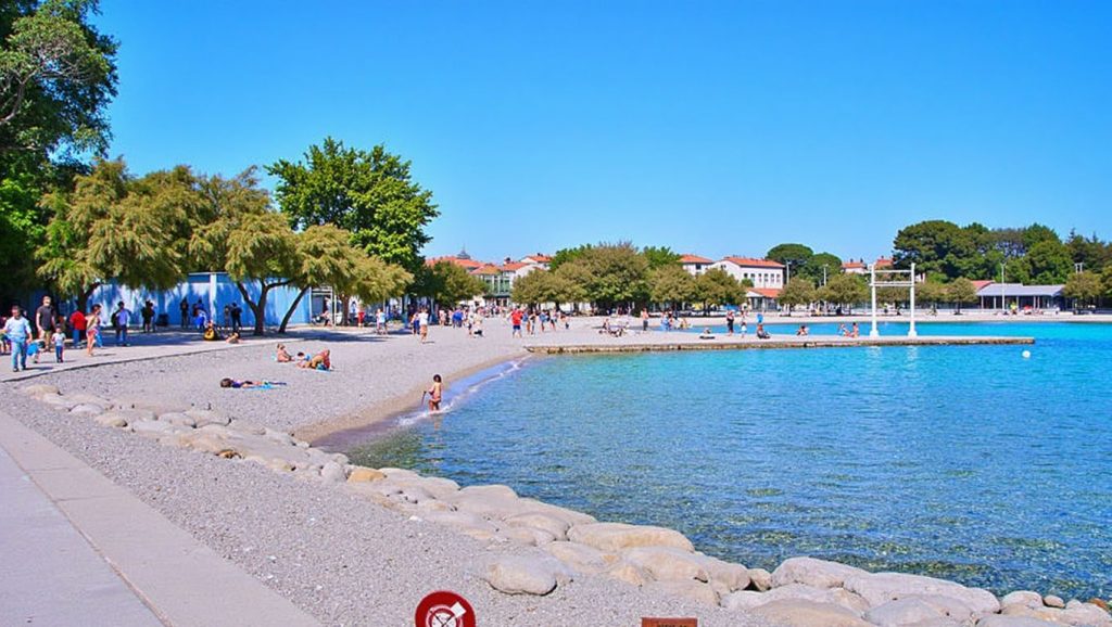 Plava plaža — foto 4 de 6