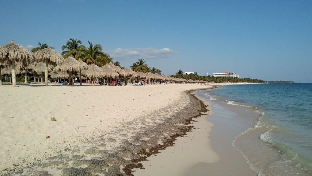 Panorámica completa de Playa Covarrubias, playa de Camagüey