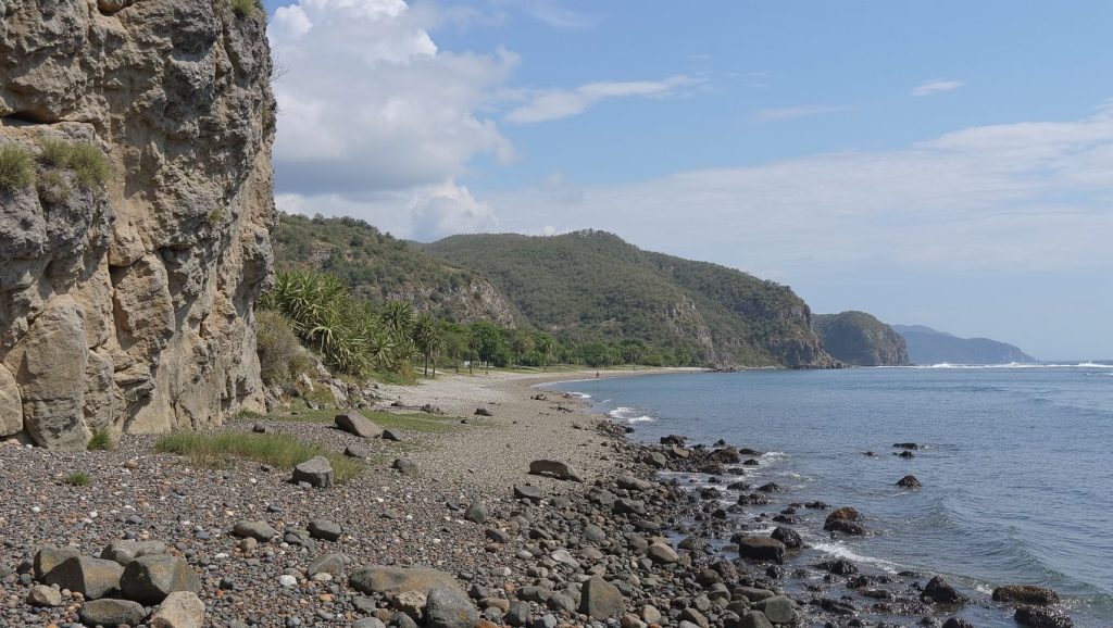 Línea de costa en Playa Damajayabo, Santiago de Cuba