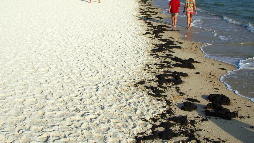 Detalle del agua en Playa de Jaimanitas, La Habana, Cuba