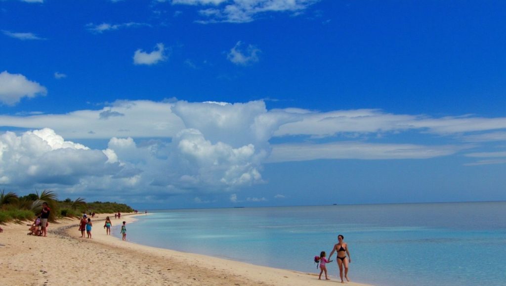 Vista del entorno de De Nibujon, Holguín, Cuba