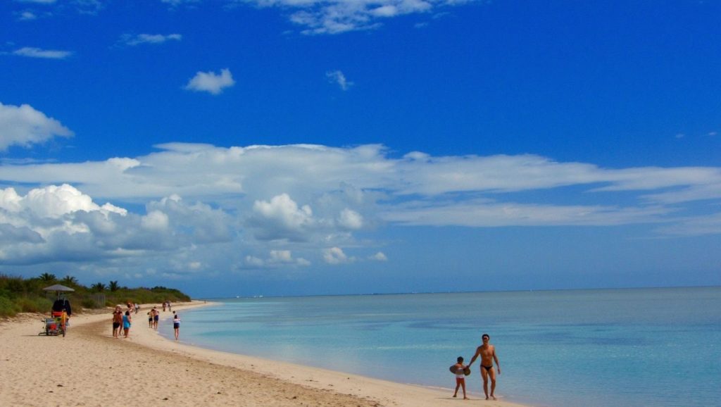 Textura de arena en oro, Guardalavaca, Cuba