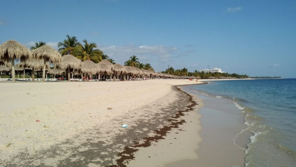 Vista de Playa El Gallego desde la orilla, Isla de la Juventud