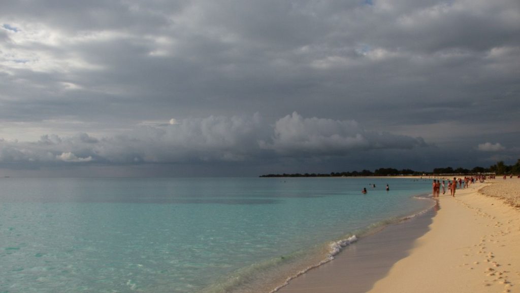 Playa El Init (Holguín y Guardalavaca, Cuba)